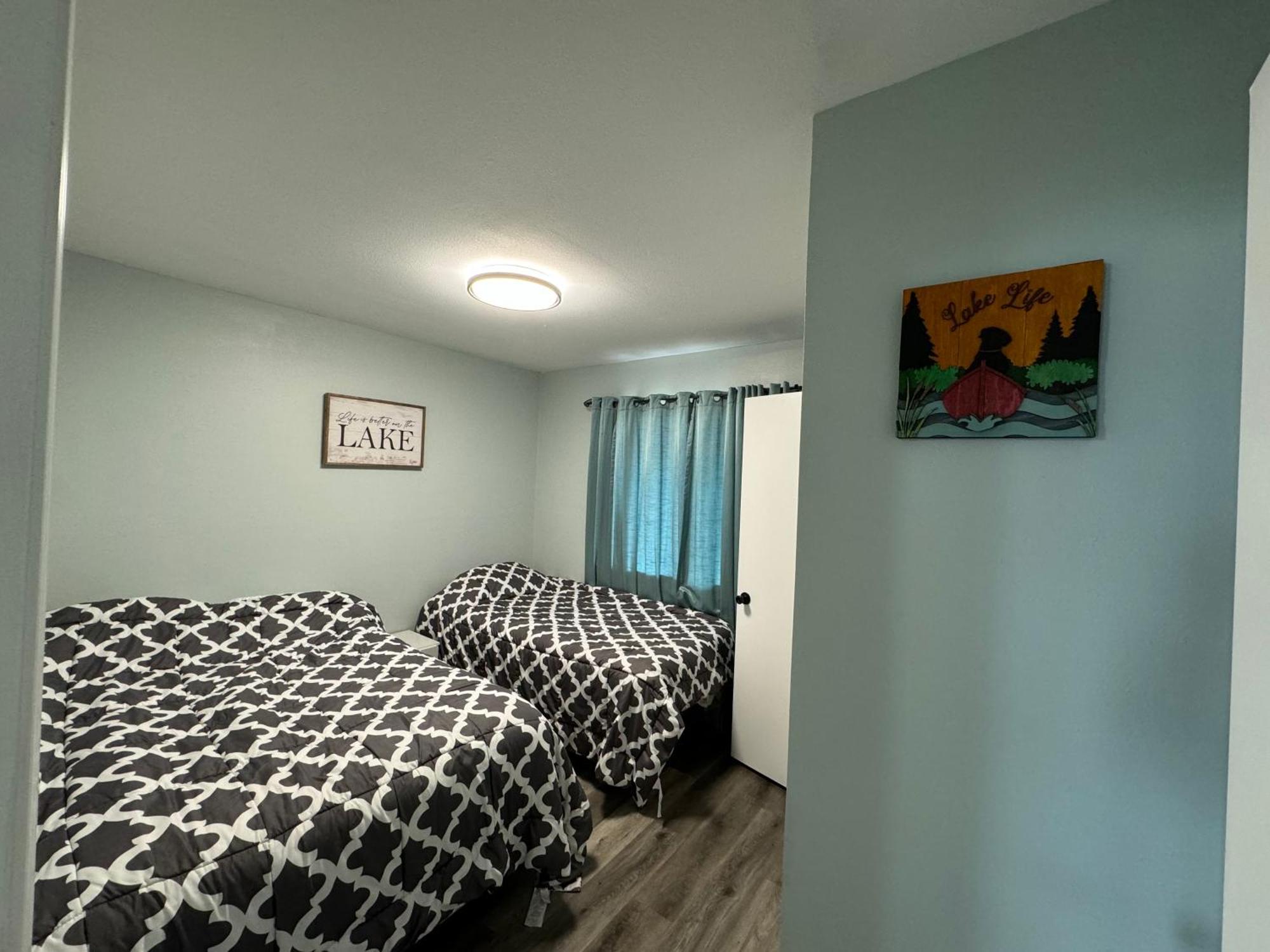 Lakefront Condo With A View 오사지비치 외부 사진