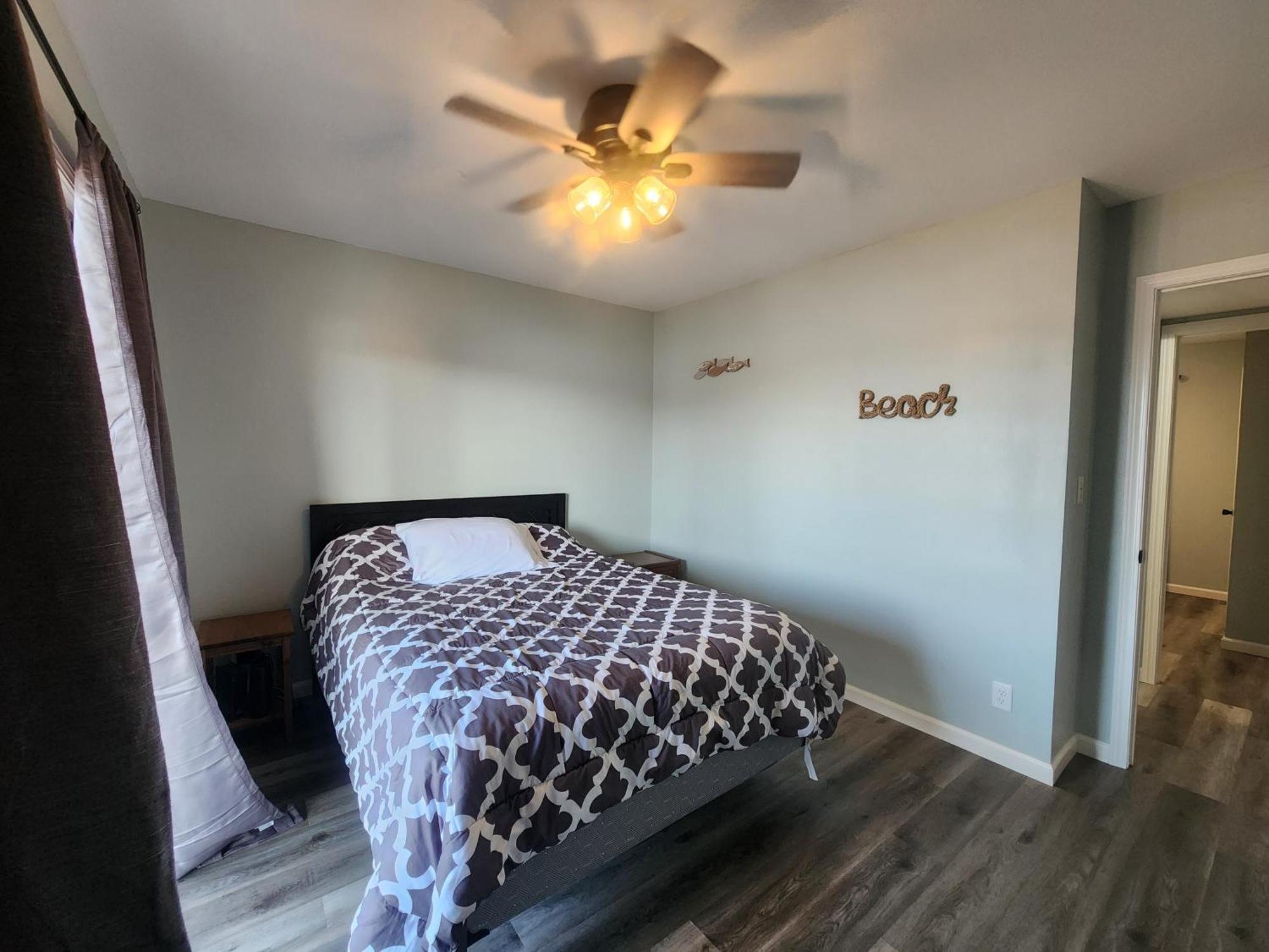 Lakefront Condo With A View 오사지비치 외부 사진